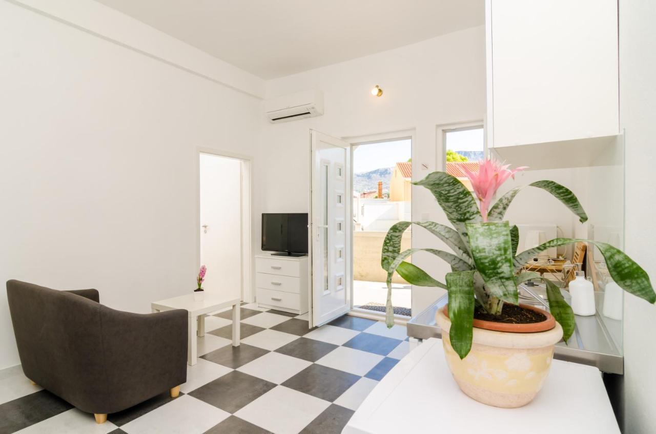 Apartment Amabilis Mlini Exterior photo